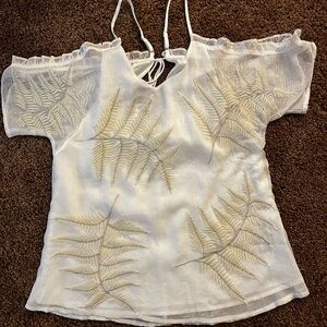 Gimmicks Elegant White Sheer Top with Leaf Embroidery XS